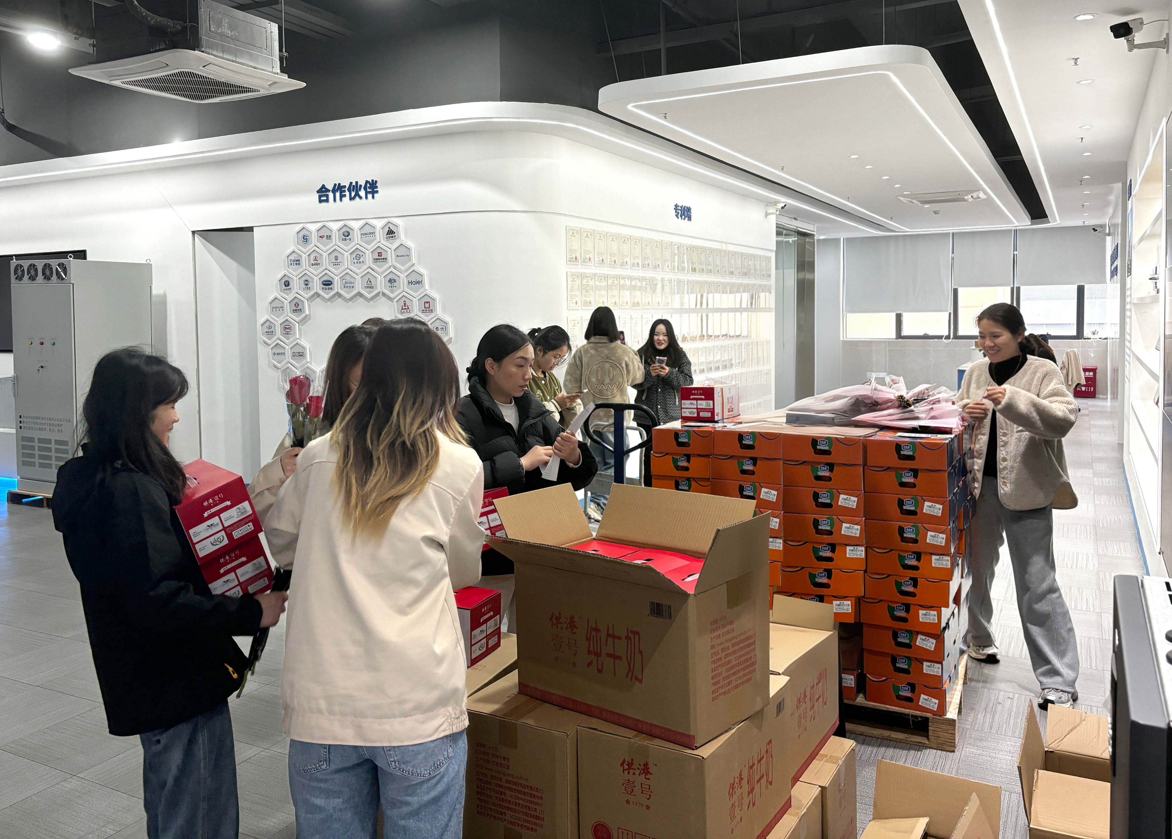 体育6686女神节特辑：巾帼不让须眉，女神节，愿快乐如影随形，绽放你的独特光芒！